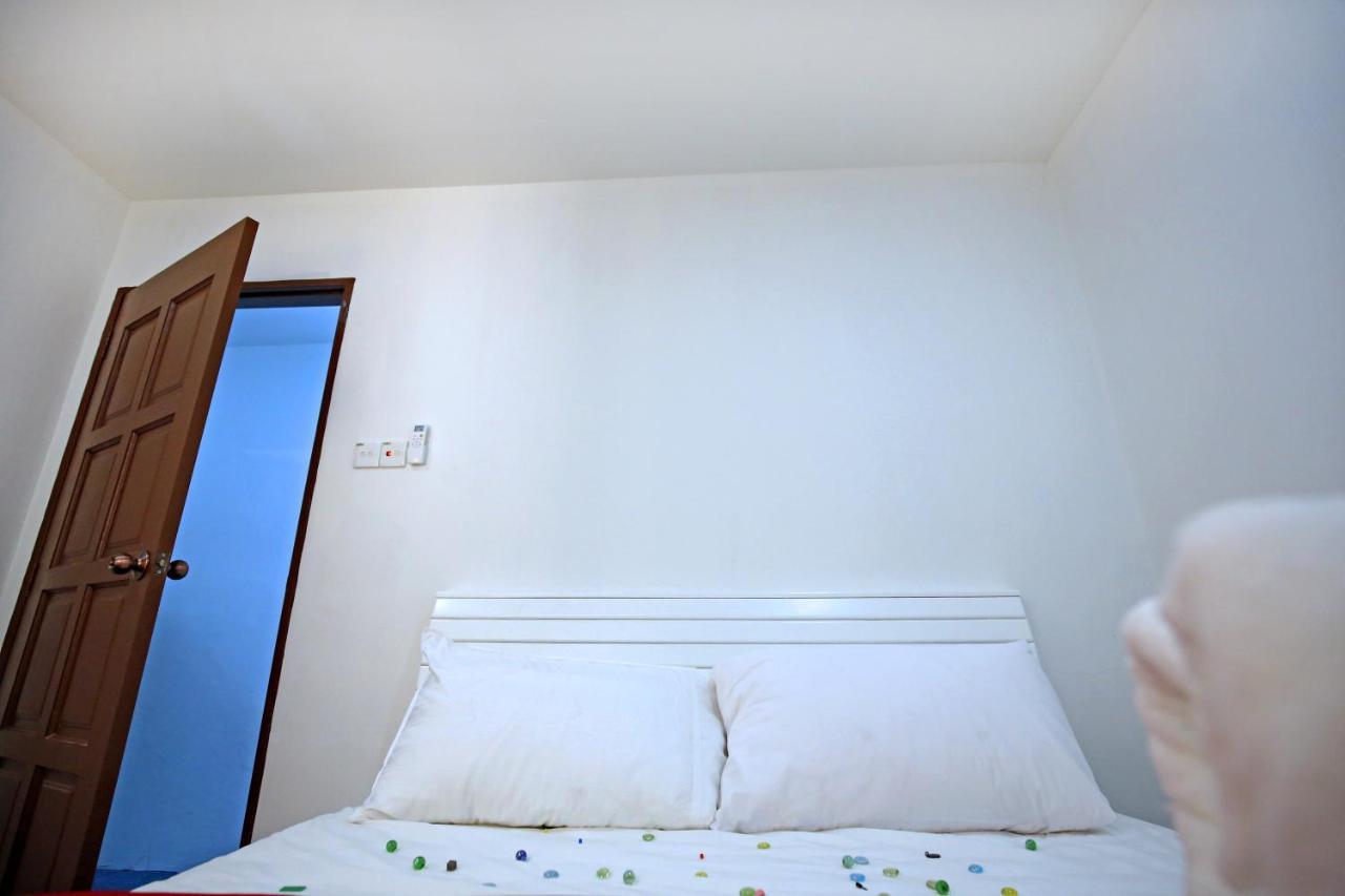 Stay at Jacks Melaka Bagian luar foto